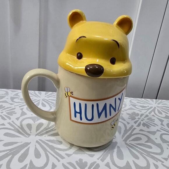 Disney Winnie the Pooh “Hunny” Mug with Lid – 3D Character Top - Picture 1 of 9